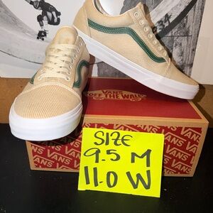 Vans Old Skool sz 9.5 Men’s 11.0 Woman